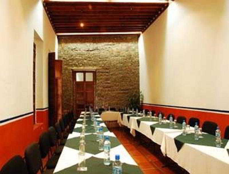 Howard Johnson By Wyndham Morelia Calle Real Facilités photo
